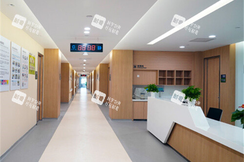 杭州爱尔眼科医院走廊环境 杭州爱尔眼科医院走廊环境