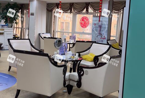 南通康美美容大厅休息区