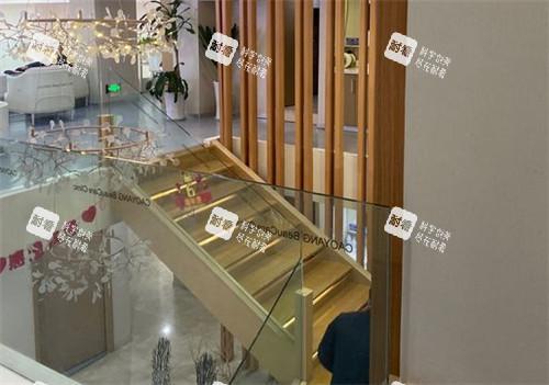 重庆曹阳丽格整形医院楼梯间照片 重庆曹阳丽格整形医院楼梯间照片