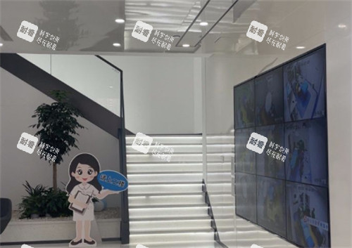 成都雍禾植发楼梯口 成都雍禾植发楼梯口