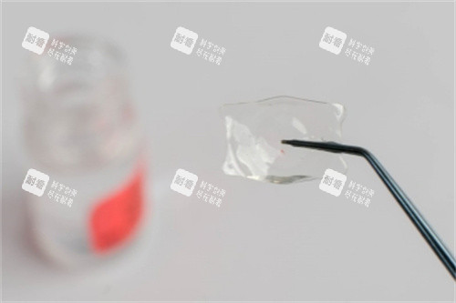 ICL晶体长什么样 ICL晶体长什么样