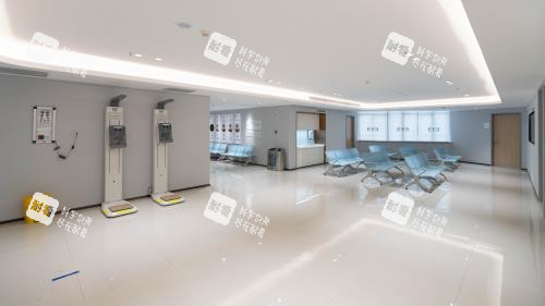 重庆爱尔眼科内部大厅环境