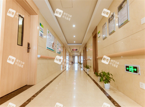 徐州瑞博医院口腔科走廊