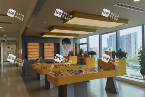 武汉悦瞳眼科配镜区