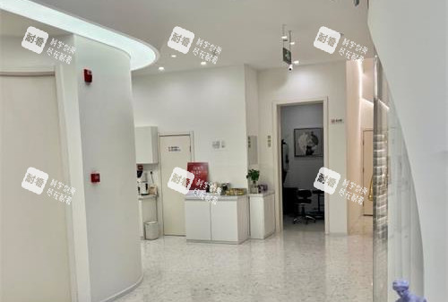 北京黄寺医院内部大厅环境