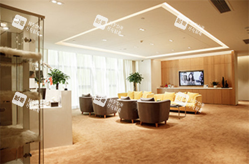 昆明艺星医疗美容医院等待区