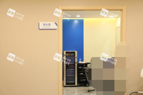 北京碧莲盛植发医院诊室外