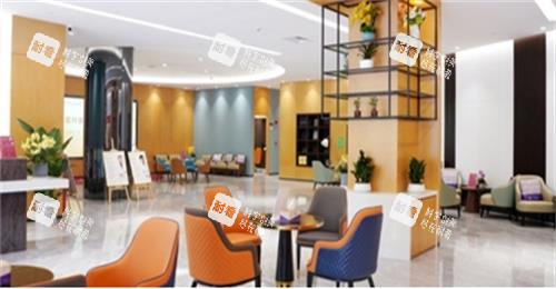 深圳港龙妇产医院大厅休息区 深圳港龙妇产医院大厅休息区