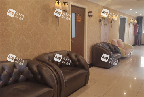 深圳春天阳光整形医院等待区
