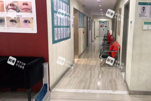 长春铭医整形美容医院走廊