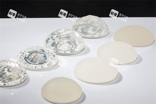 隆胸假体展示图 隆胸假体展示图