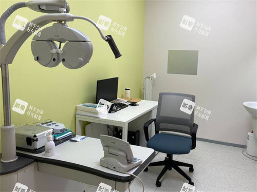 哈尔滨爱尔眼视光医院询问室