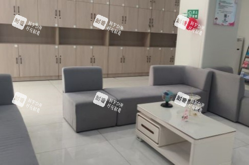 合肥东南眼科候诊区