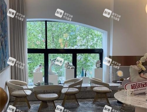 山东青岛博士医学美容医院休息区