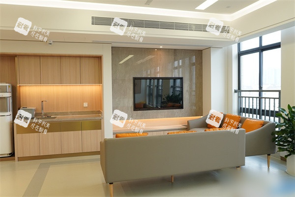 南宁普瑞眼科医院休息候诊区