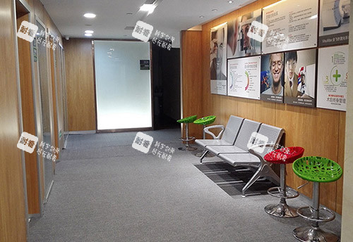 哈尔滨爱尔眼科休息区 哈尔滨爱尔眼科休息区