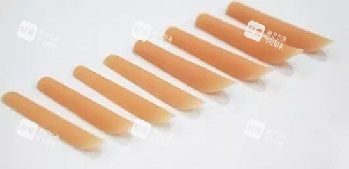 硅胶假体隆鼻照片