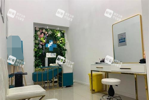 西安青禾初植发医院休息区
