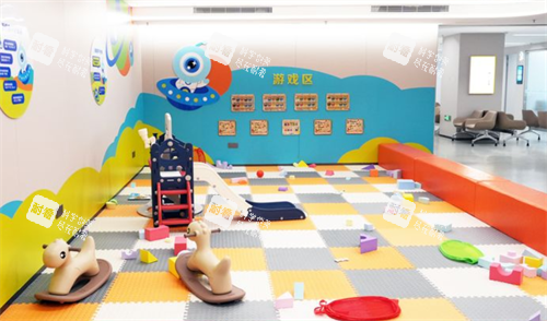 深圳普瑞眼科游戏区