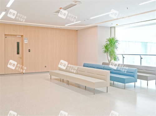 深圳普瑞眼科（星耀店）休息等待区