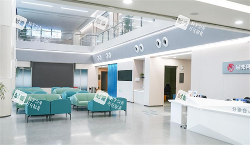 深圳普瑞眼科星耀店接待区