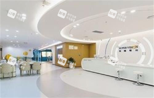 深圳悦瞳眼科前台区