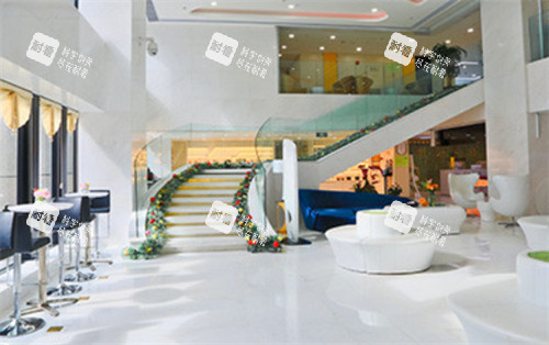 广州华美医疗美容医院楼梯