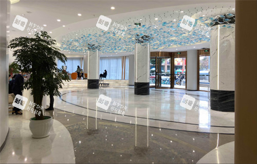 成都军大整形外科医院大厅
