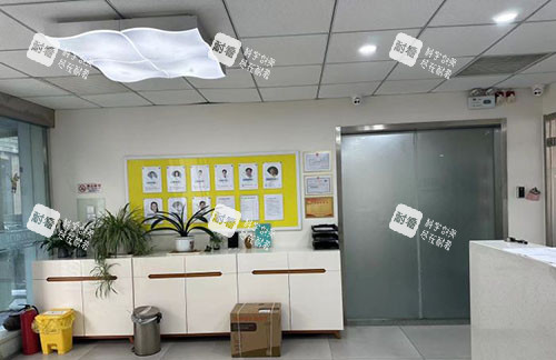 北京四季青橙大厅服务台