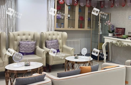 沈阳美莱整形沙发区