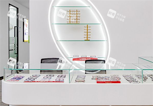 深圳友华普惠眼科配镜区