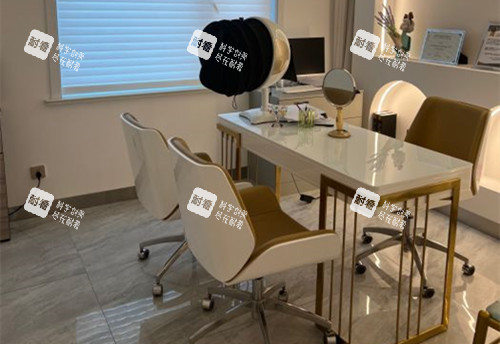 淄博天丽整形内部面诊室环境示意图