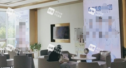 南京美莱整形大厅休息区