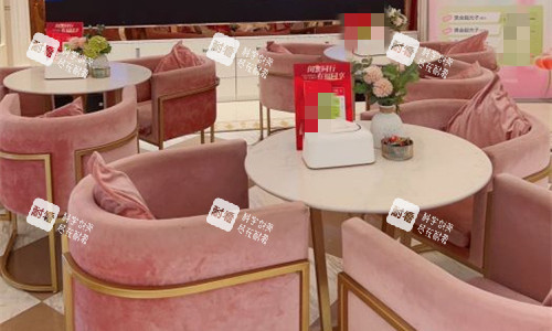 柳州华美整形大厅休息区