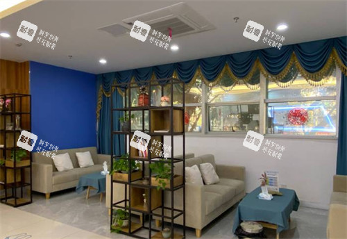 绵阳华厦眼科等候区