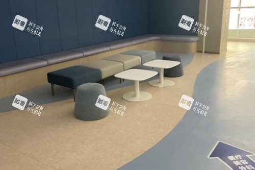 郑州尖峰眼科医院候诊区