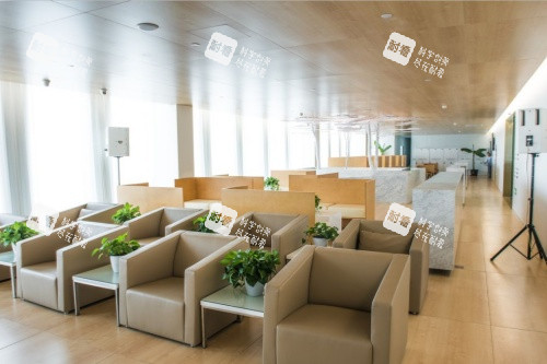 乌鲁木齐美尼康眼科休息室