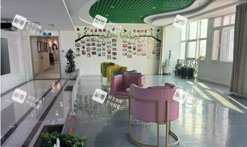 沈阳杏林整形侧厅休息区
