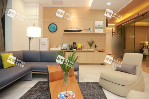 沈阳爱尔眼科近视手术价格一览表：全飞秒19800元起/半飞秒15800元起/ICL28000元起