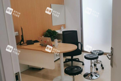 重庆华厦渝州眼科面诊室 重庆华厦渝州眼科面诊室