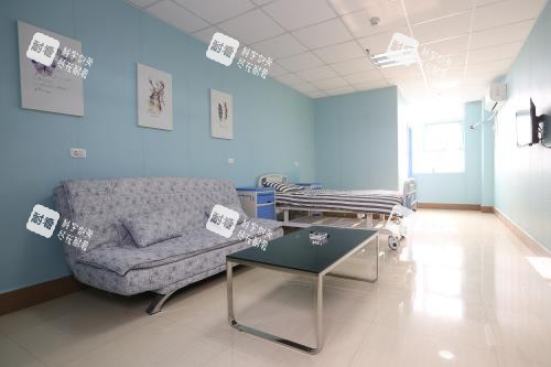 安徽淮南泽明眼科医院 休息区