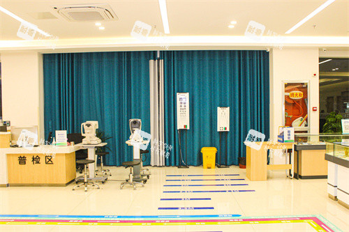 宜春爱尔眼科医院视力检查区 宜春爱尔眼科医院视力检查区