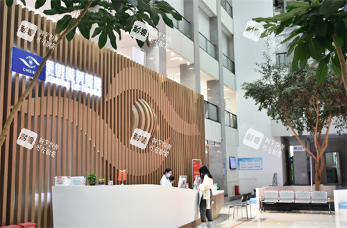 昆明眼科医院前台