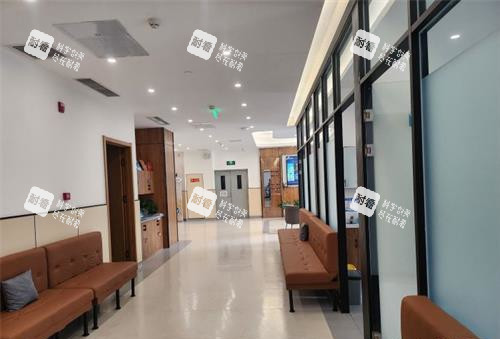 北京朝聚眼科走廊环境 北京朝聚眼科走廊环境