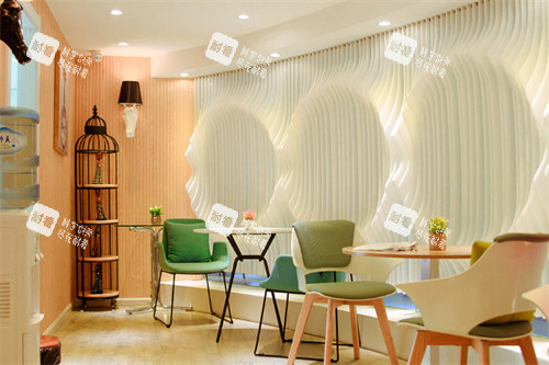 云南昆明华美美莱口腔等待区 云南昆明华美美莱口腔等待区