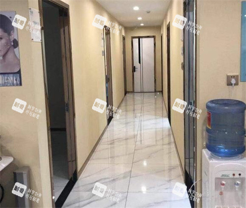 长春海峡医学美容医院走廊环境