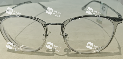 本地居民推太原视光眼科医院排名：爱维视/艾视配镜和近视矫正口碑价格全对比!