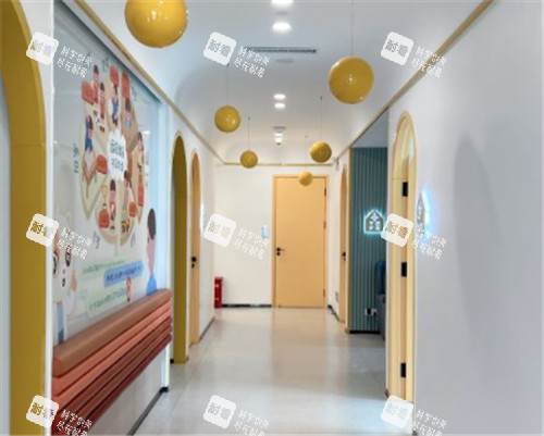武汉悦瞳眼科走廊环境 武汉悦瞳眼科走廊环境