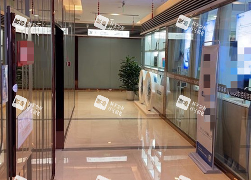 成都佰视佳眼科门口环境 成都佰视佳眼科门口环境