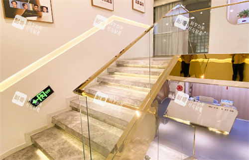 西安熙朵植发连锁楼梯